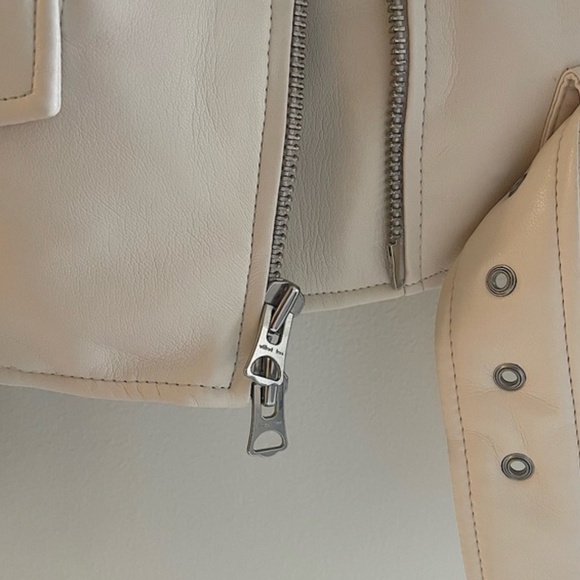 NWOT ARITZIA WILFRED FAUX LEATHER MOTO JACKET in BIRCH / Size M - Picture 6 of 13
